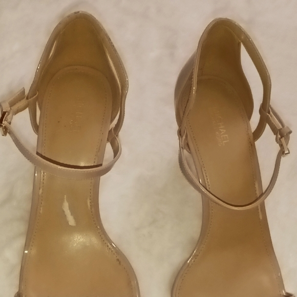 Michael Kors Heels - Picture 2 of 6